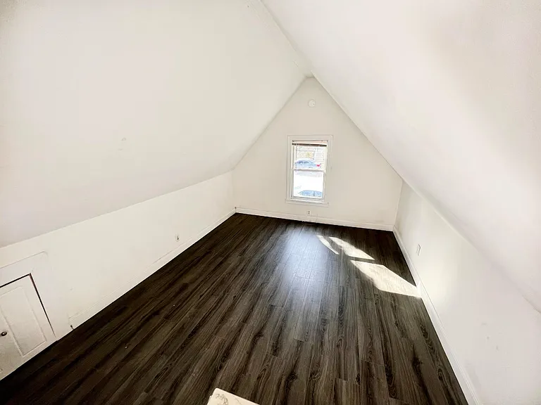201 Overpeck Ave #2 — Photo 7