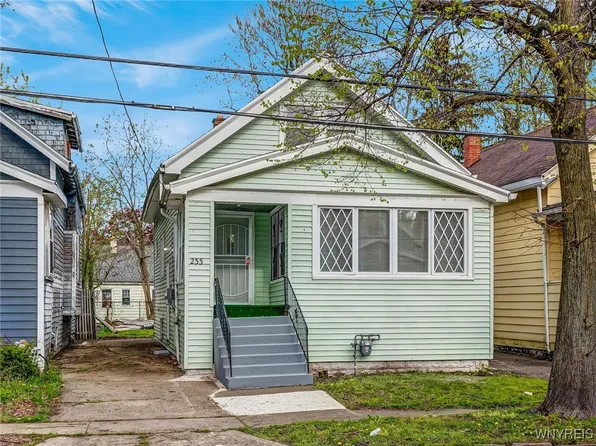 233 Stevens Ave, Buffalo, NY 14215