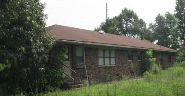 2nd image of 3449 Highway 63 N