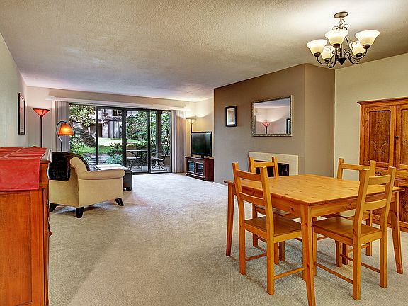 3rd image of 13730 15th Ave NE APT B102