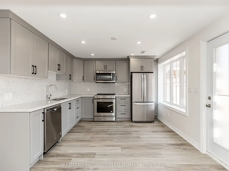 53 Ladder Cres — Photo 15