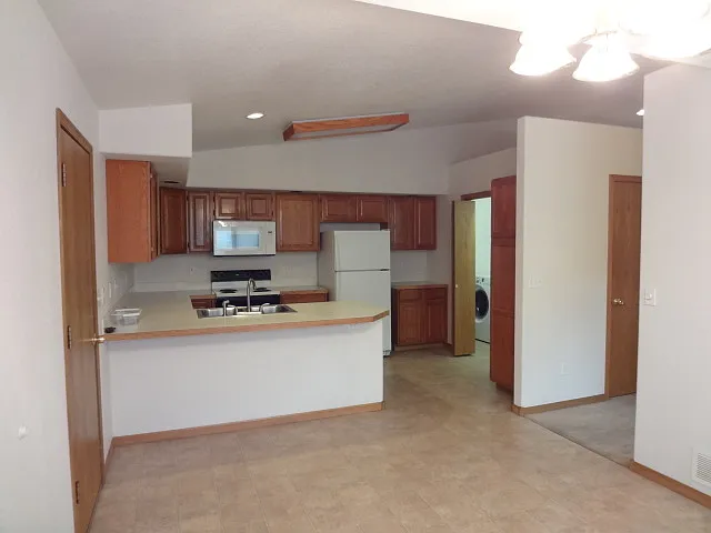 1618 Northbrook Dr #1 — Photo 5