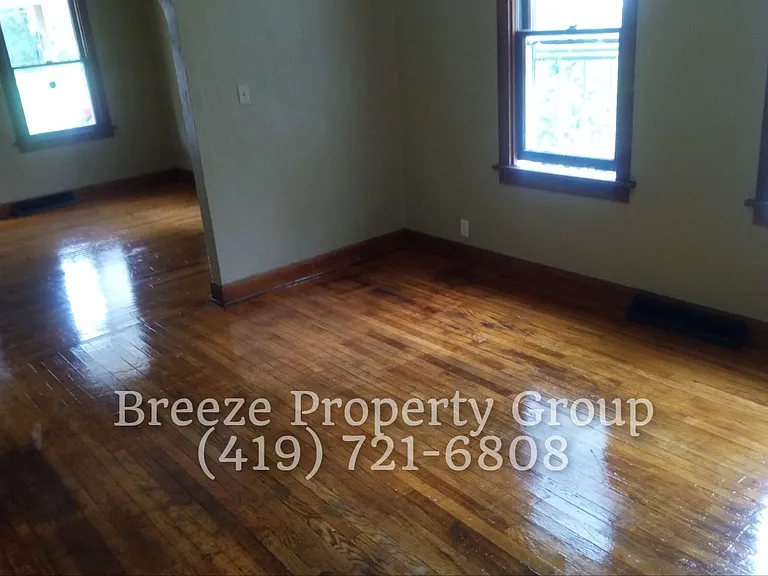 36 E Park St — Photo 4