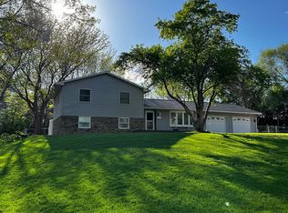 1762 S Coble Rd, Hershey, NE 69143
