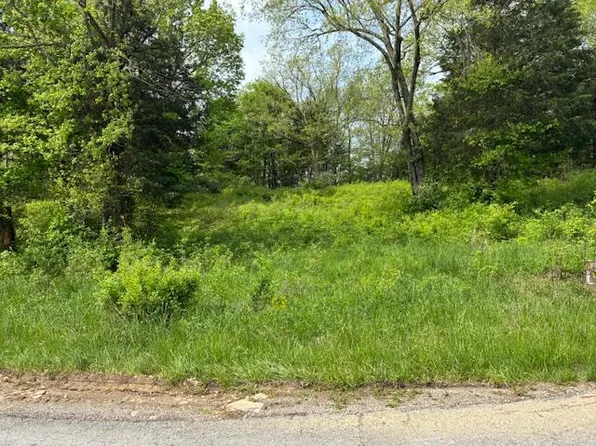 49 Mooreland Dr, Lawrenceburg, KY 40342