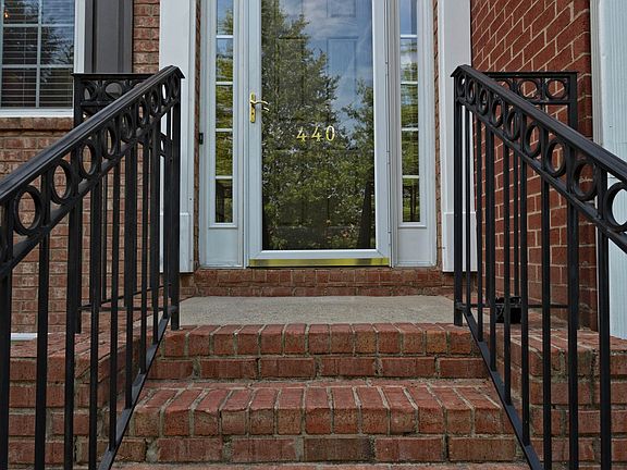 2nd image of 440 Tioram Ln SE