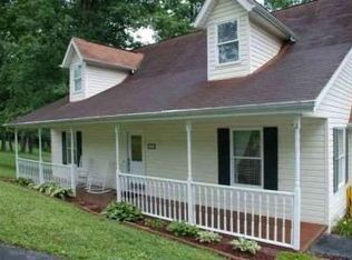 90 Ranson Ln, Ona, WV 25545