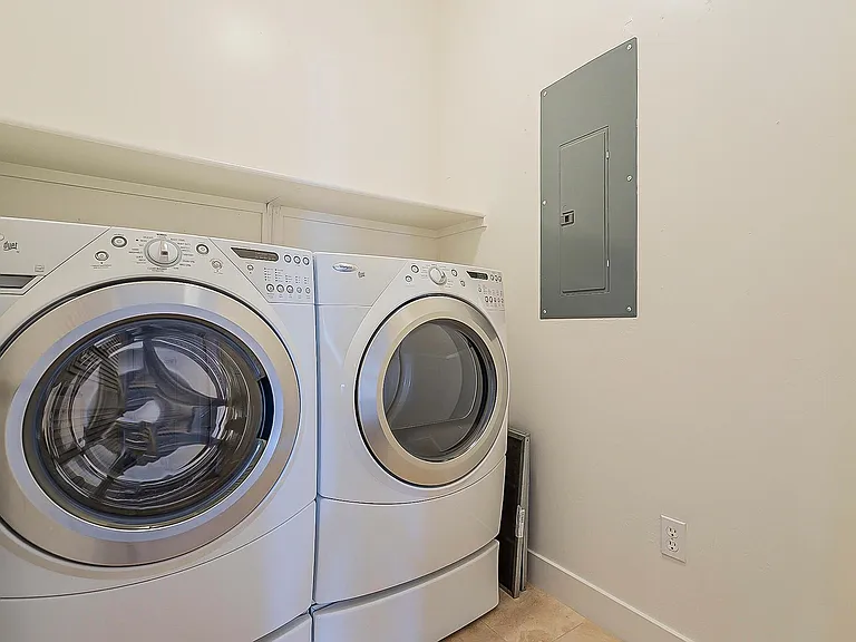 945 E Playa Del Norte Dr #3001 — Photo 8