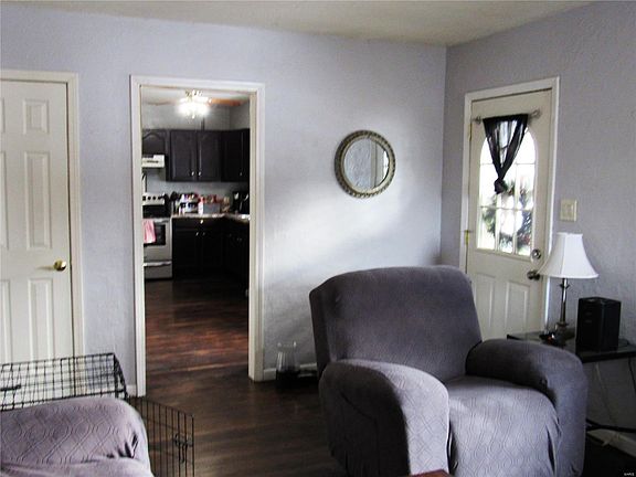 5th image of 212 Brentwood Blvd
