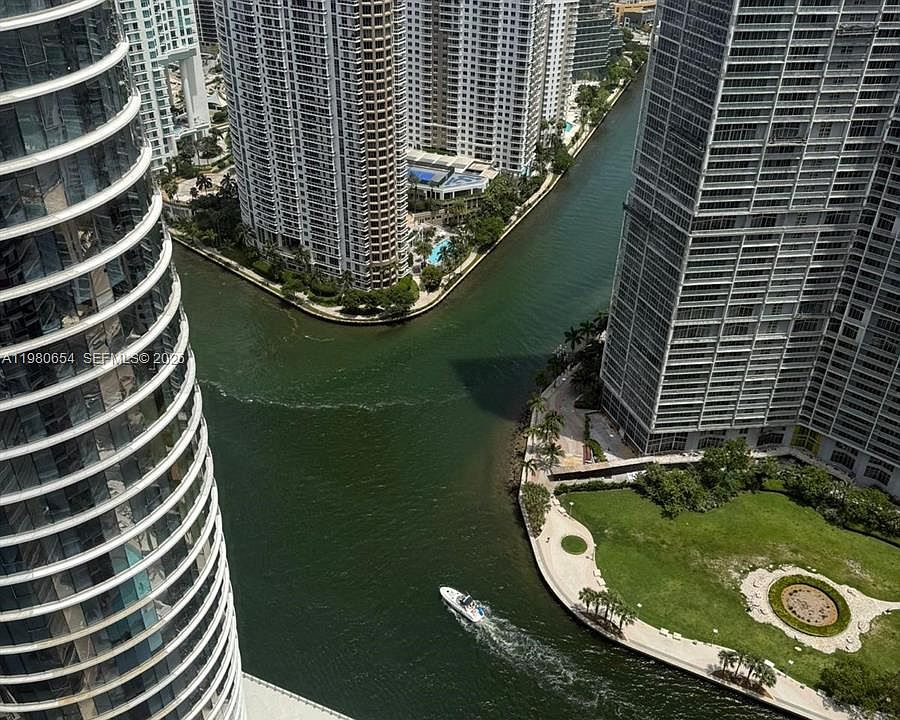 1st image of 200 Biscayne Boulevard Way APT 4801