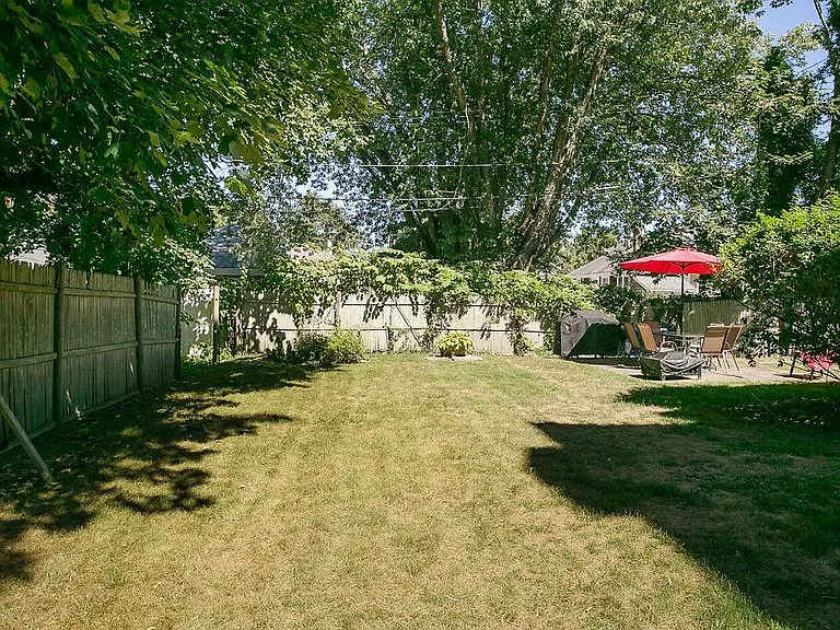 3 Prairie Ave #1 — Photo 12