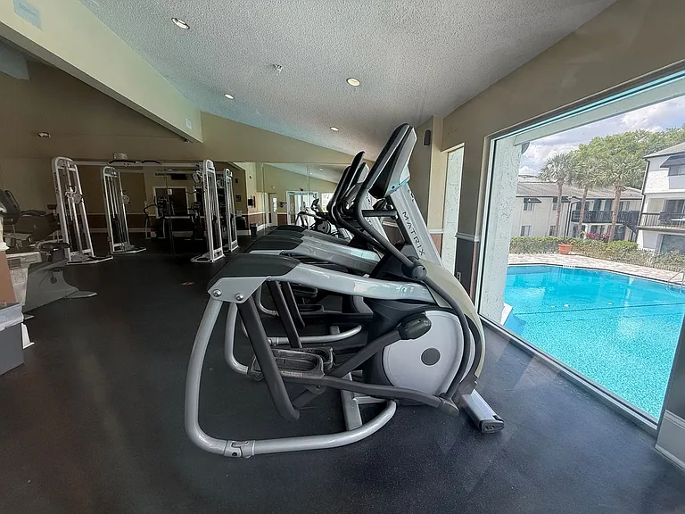 4115 S Semoran Blvd #11 — Photo 10