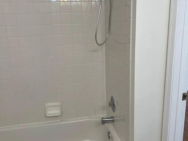 5610 Avonshire Pl — Photo 13