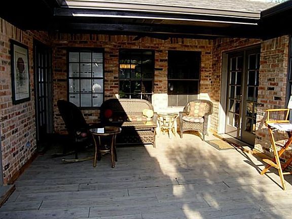 4th image of 5754 Glen Willow Ct