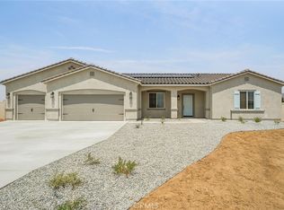 14860 Desert Lily Ct, Apple Valley, CA 92307