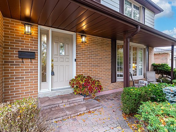 5th image of 33 Banbury Ct