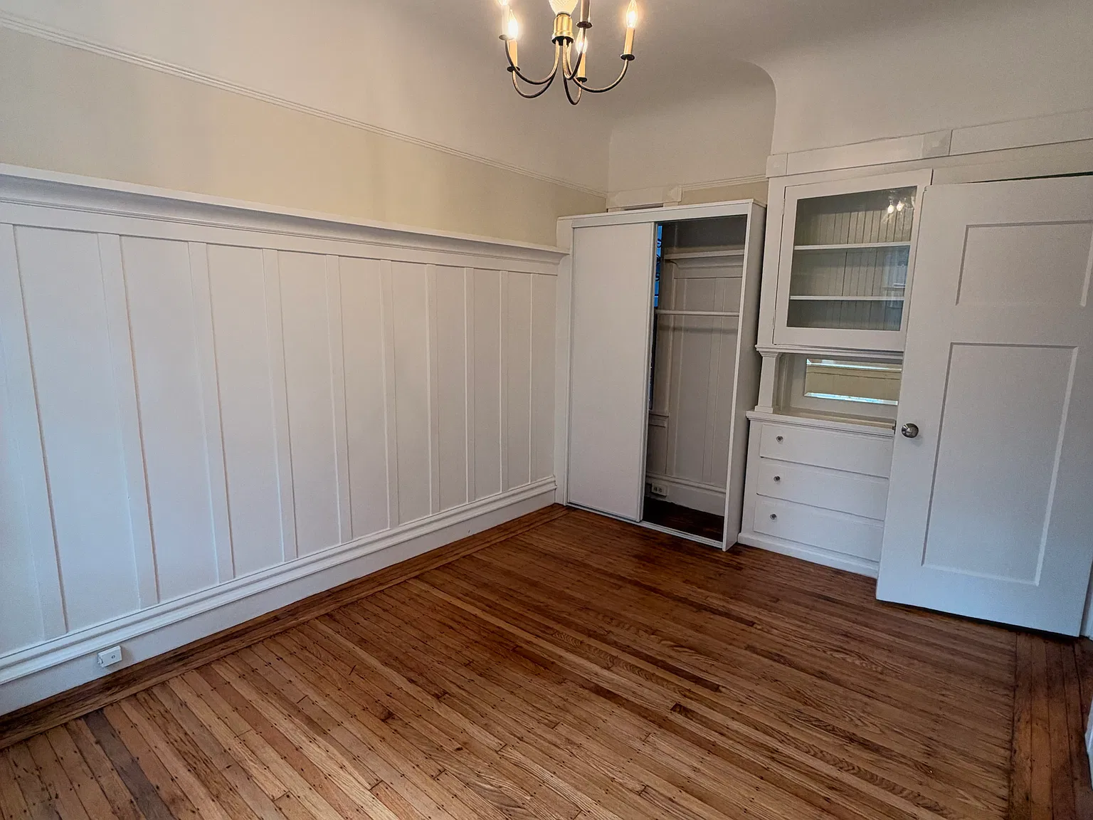 2 bed, $4,995 — Photo 4
