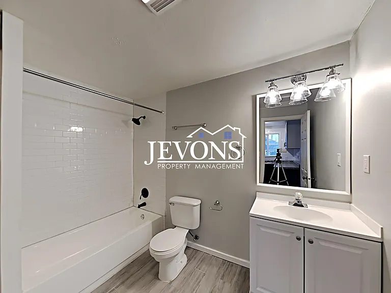 3303 S Ainsworth Ave #A — Photo 21