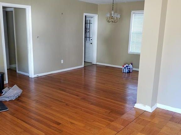 2nd image of 1104 Brandywine St