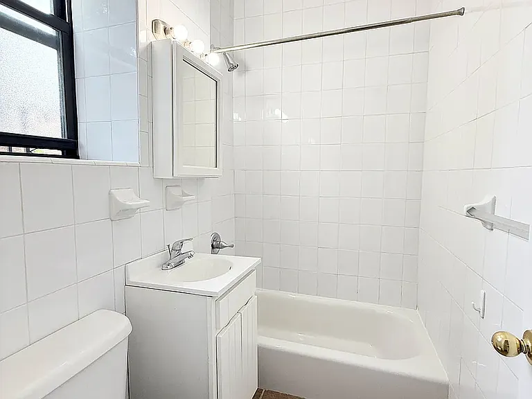 3533 29th St #A6 — Photo 22