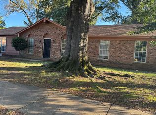 4027 Battlefield Dr, Memphis, TN 38128