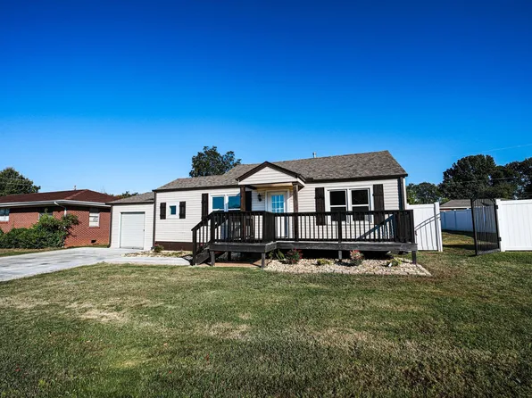 705 Pasadena Ave, Muscle Shoals, AL 35661