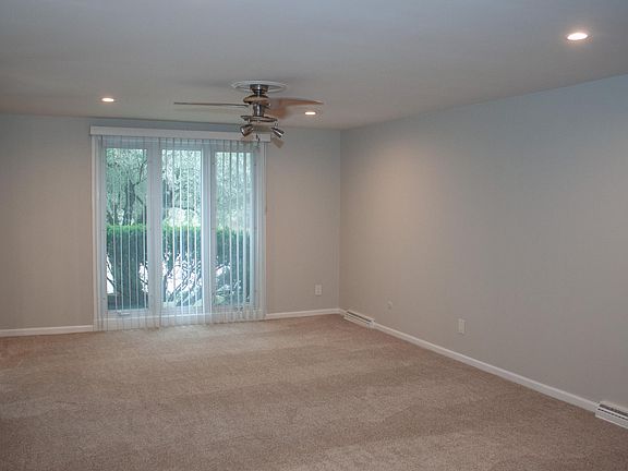 2nd image of 2050 Delaware Ave APT D