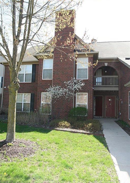 1st image of 28552 Carlton Way Dr