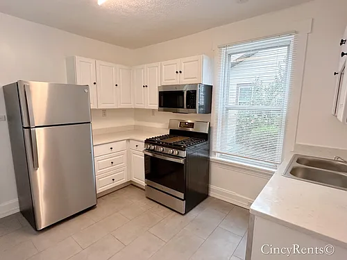 3715 Woodland Ave — Photo 9