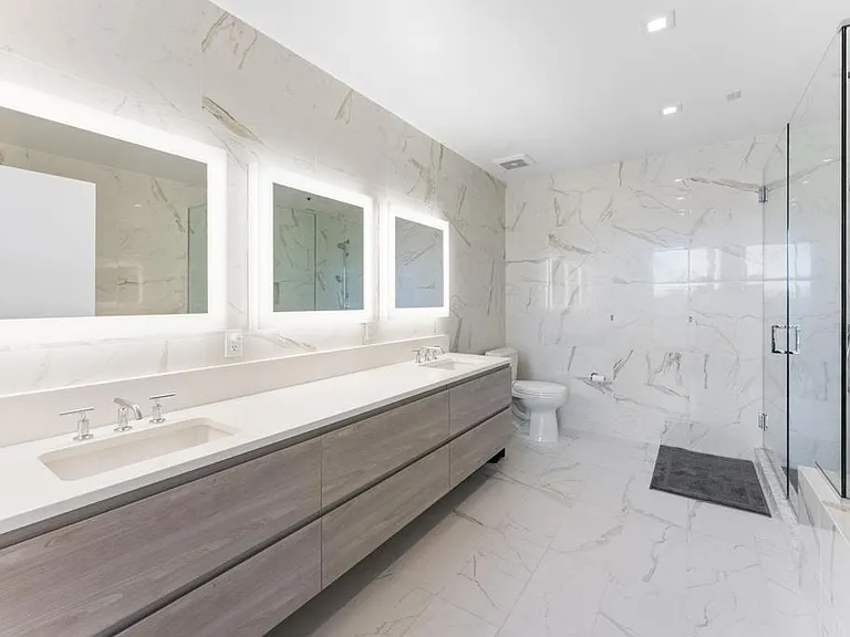 2604 5th Ave #702 — Photo 11