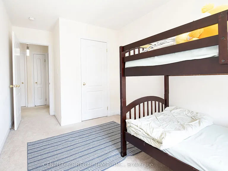 43 Tollgate St #UPPER — Photo 31