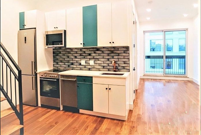 1st image of 509 Vanderbilt Ave #4R