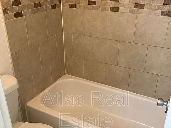 5th image of 5313 Field St #5373-204