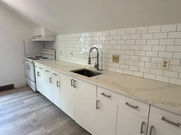 2299 Harrison Ave #3, Cincinnati, OH 45211