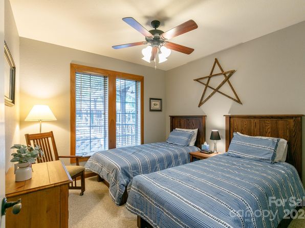 222 Creekside Way, Burnsville, NC 28714