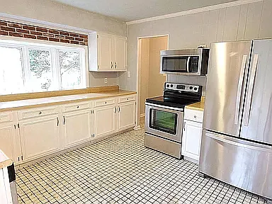 343 Summit Point Dr — Photo 7