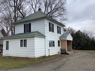 35 Blaine St, Fort Fairfield, ME 04742