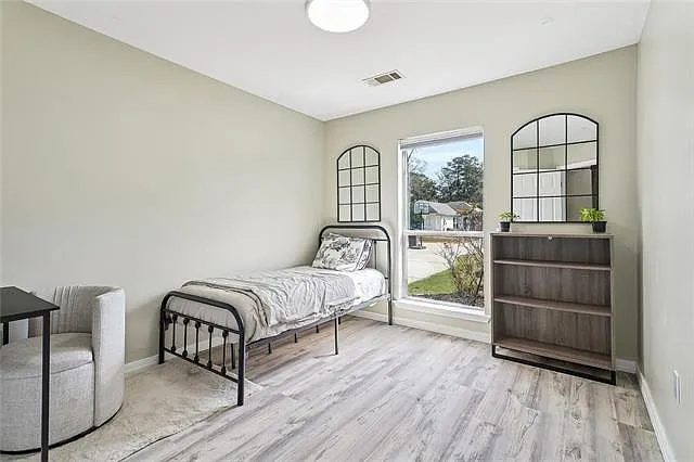 2184 Ozone Pl — Photo 12