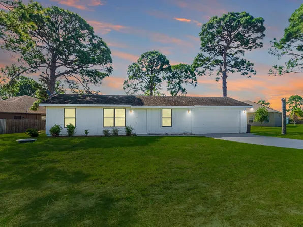 993 SW Cecil Lane, Port St Lucie, FL 34953