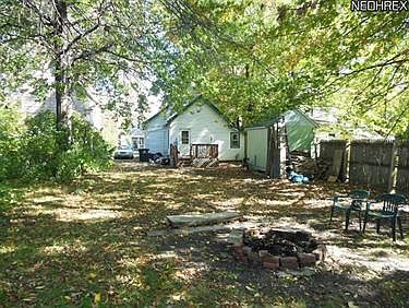 5th image of 1584 Newman Ave