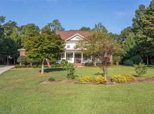 214 Quail Hollow Ct, Hattiesburg, MS 39402