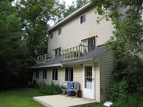 5th image of 155 South St APT 11