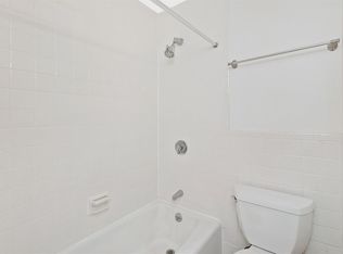 287 Harvard St APT 33, Cambridge, MA 02139