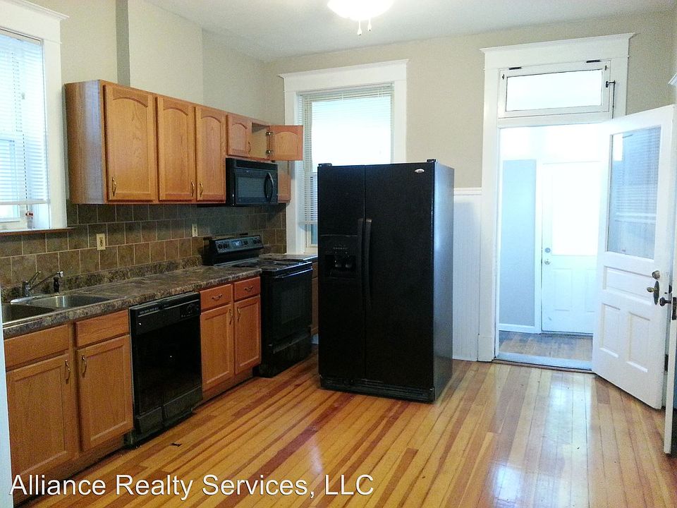 1st image of 2622 Alhambra Ct