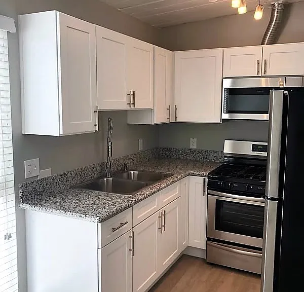 4533 Contour Blvd. — Photo 34