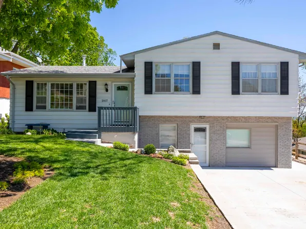 2107 S Crawford St, Bellevue, NE 68005
