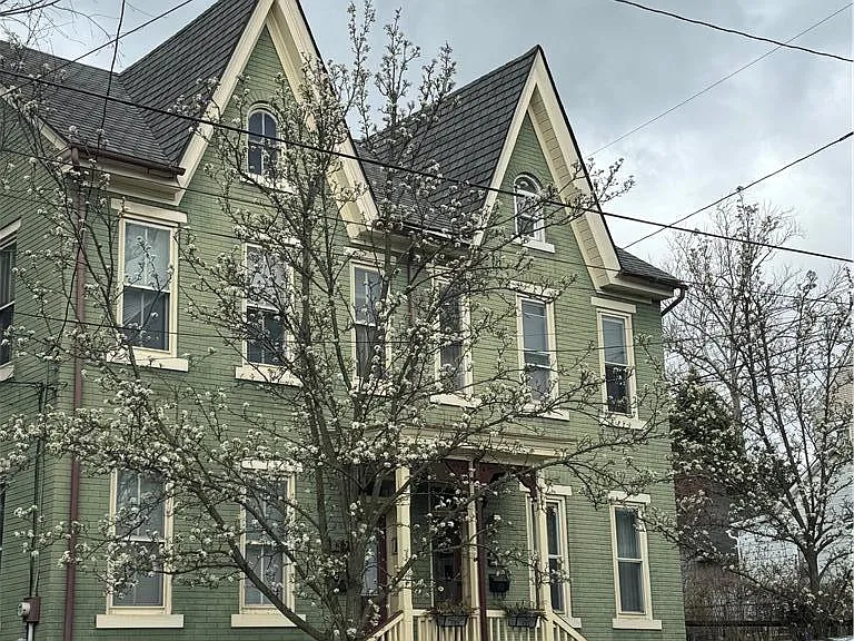 417 Linden St — Photo 2