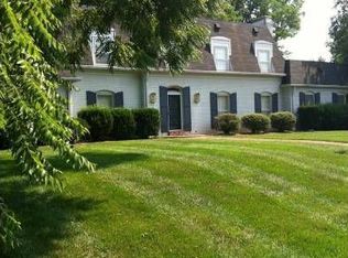 2910 Glen Hill Ct, Glenview Hills, KY 40222