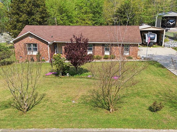 2nd image of 112 Wood Dale Dr
