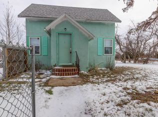 576 4th Ave SE, Beach, ND 58621